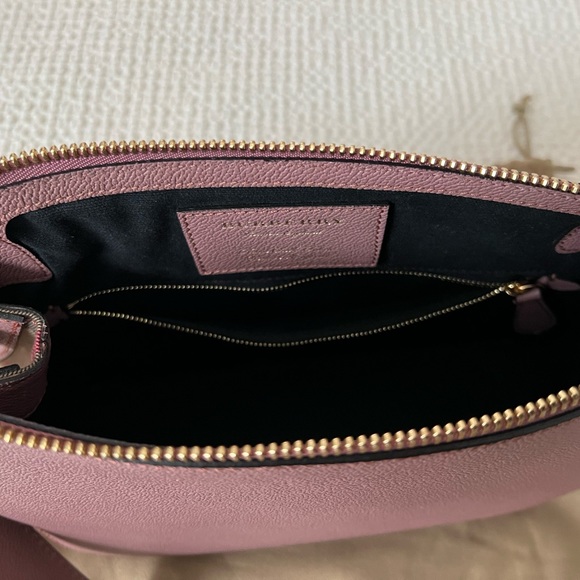 Burberry Helmsley crossbody - Picture 9 of 11
